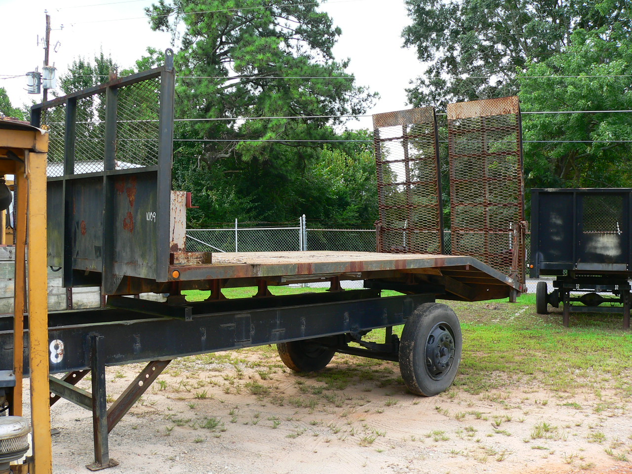 Used Flatbed Truck bodies for sale located in Atlanta